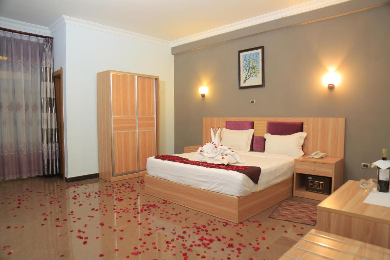 Jacaranda Hotel, Bahar Dar Esterno foto