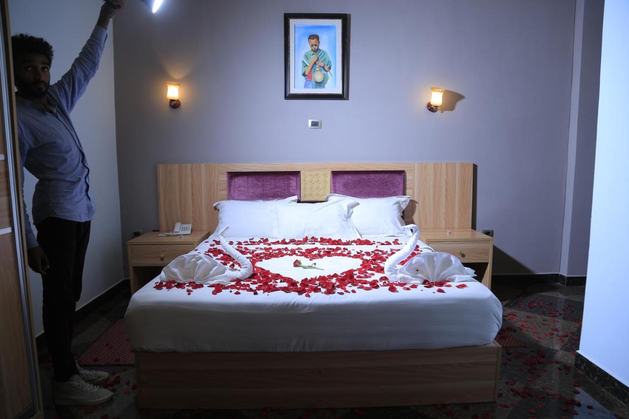 Jacaranda Hotel, Bahar Dar Esterno foto