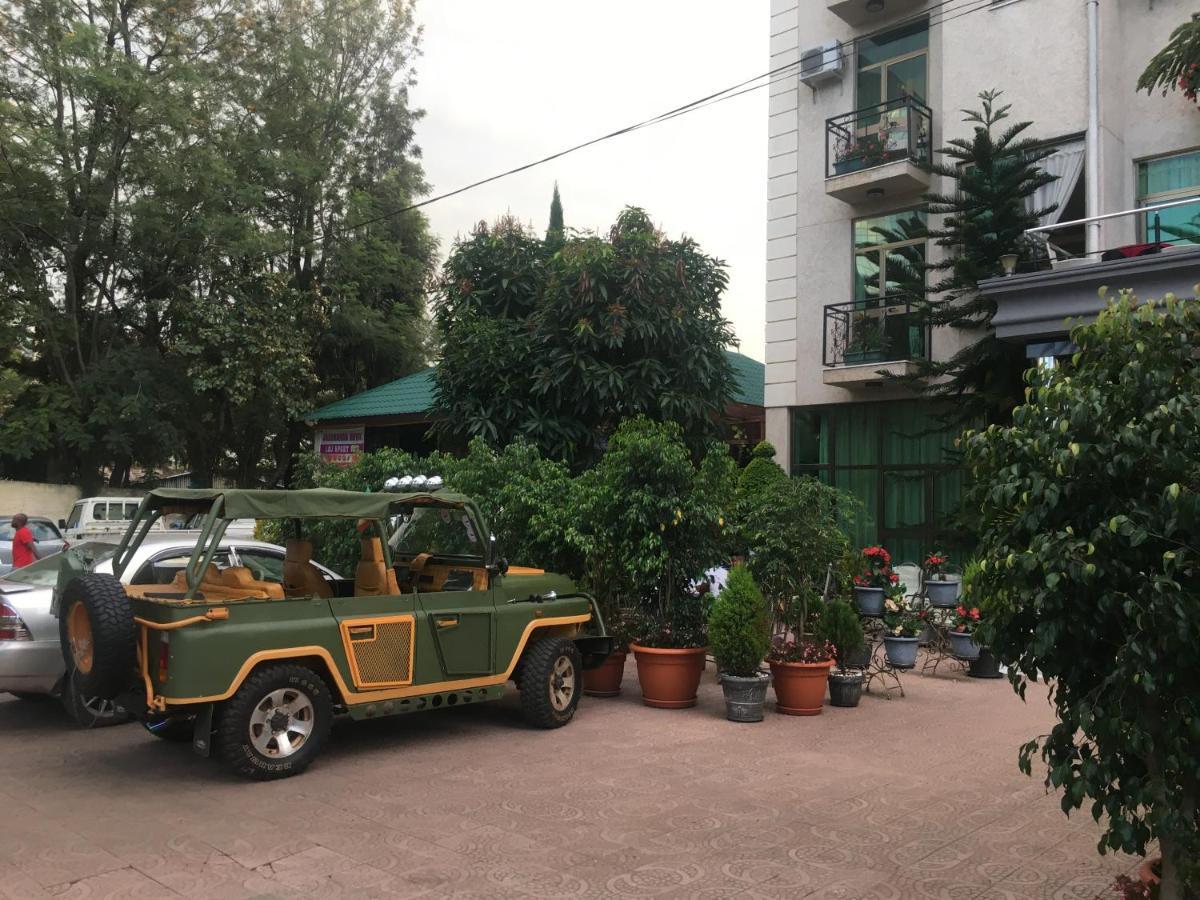 Jacaranda Hotel, Bahar Dar Esterno foto